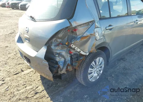 2007 Nissan Versa 1.8S z USA, uszkodzony, nr VIN 3N1BC13E87L382078